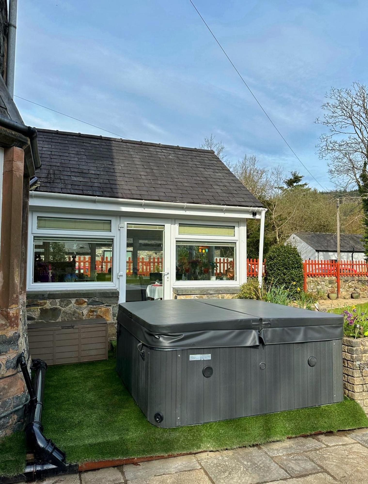 The Courthouse Bed & Breakfast Betws-y-Coed Exterior photo